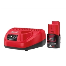 Milwaukee M12NRG-201 - Set akumulátoru a nabíječky pro vyhřívané bundy 12 V / 2.0 Ah